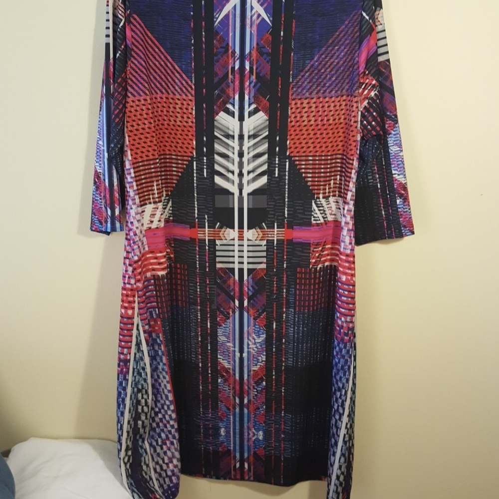 Dress - Picture 4 of 7